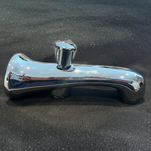 Load image into Gallery viewer, Classic Diverter Bath Spout 150mm Chrome