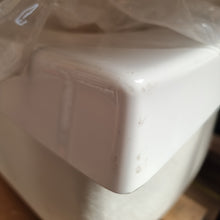 Load image into Gallery viewer, Solace 1800 Bath White