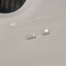 Load image into Gallery viewer, Concord Wall Basin White
