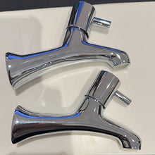 Load image into Gallery viewer, Foreno Factor Duo 15mm Bath Taps Chrome
